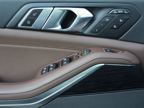Certified 2026 BMW X7 M60i AWD/4WD image 15