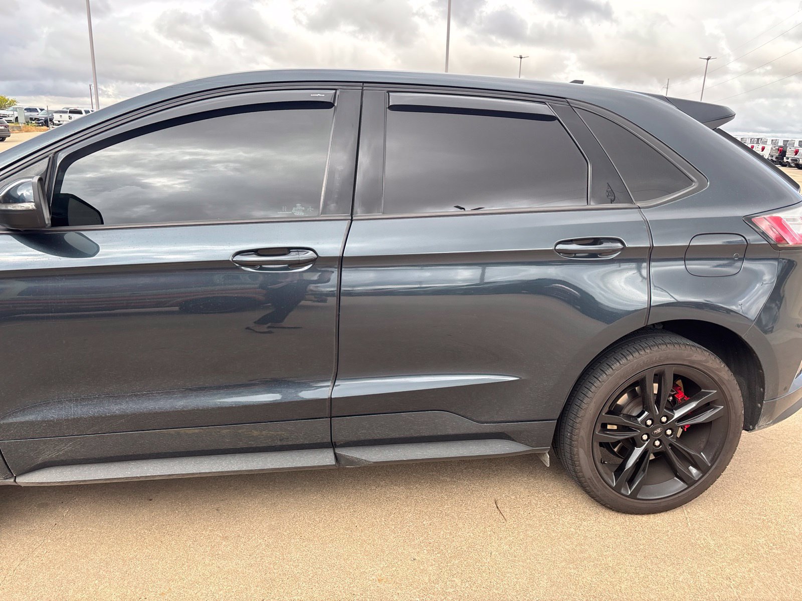 Used 2022 Ford Edge ST w/ Equipment Group 401A AWD/4WD image 2