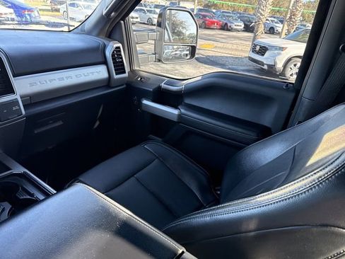 Used 2022 Ford F250 Lariat w/ Lariat Value Package image 21