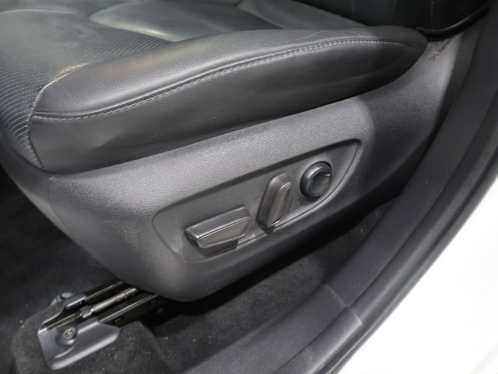 Used 2020 Toyota Highlander Limited AWD/4WD image 13