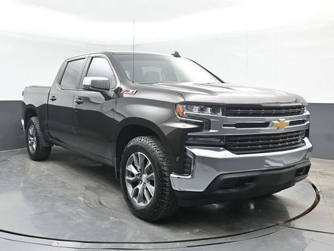 Used 2019 Chevrolet Silverado 1500 LT w/ All-Star Edition AWD/4WD image 2