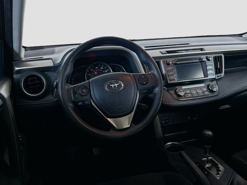 Used 2013 Toyota RAV4 XLE FWD image 17