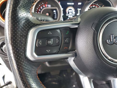 Certified 2021 Jeep Gladiator Mojave AWD/4WD image 24