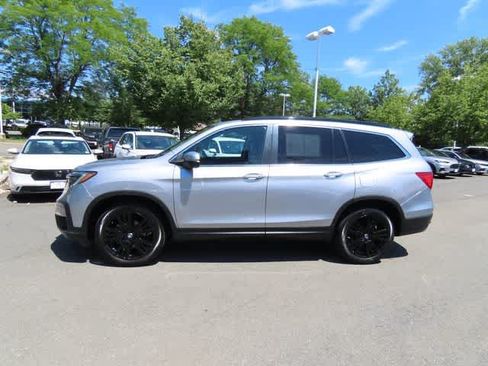 Used 2021 Honda Pilot Special Edition image 3