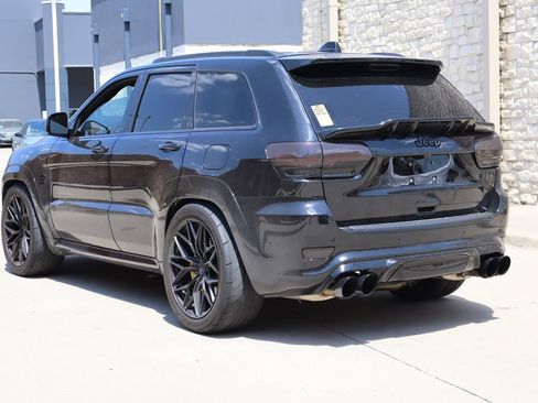 Used 2018 Jeep Grand Cherokee Trackhawk AWD/4WD image 3