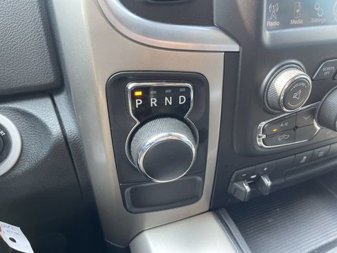 Used 2015 RAM 1500 Big Horn RWD image 16
