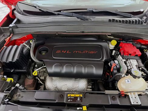 Used 2020 Jeep Renegade Sport image 29