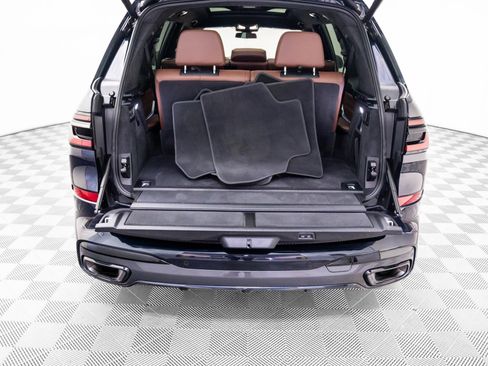 Certified 2024 BMW X7 xDrive40i w/ Executive Package image 32