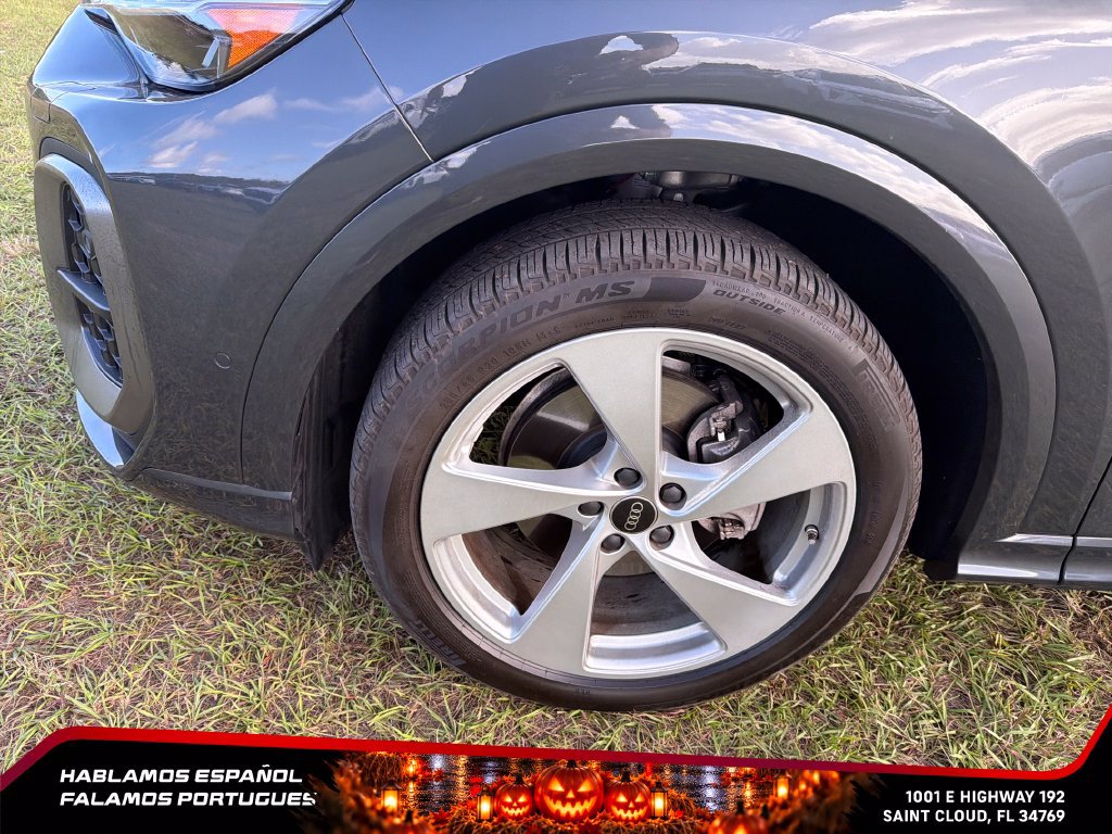 Used 2025 Audi Q5 Prestige AWD/4WD image 10
