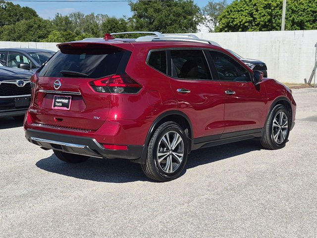 Used 2019 Nissan Rogue SV w/ Premium Package FWD image 5