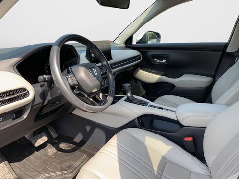 Certified 2025 Honda HR-V EX-L image 31