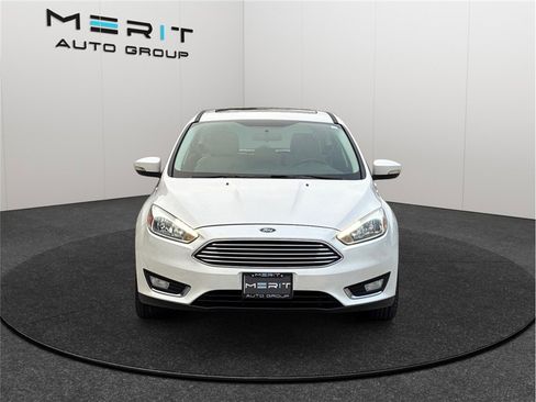 Used 2015 Ford Focus Titanium image 3