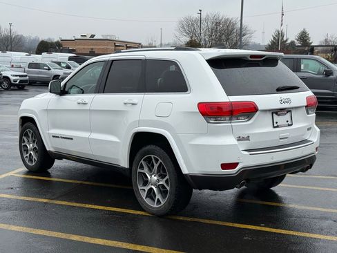 Used 2018 Jeep Grand Cherokee Limited image 5