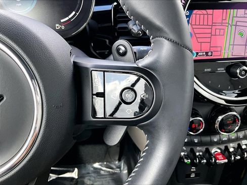 Used 2024 MINI Cooper S FWD image 21