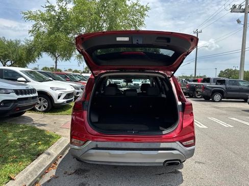 Used 2019 Hyundai Santa Fe SE FWD image 16