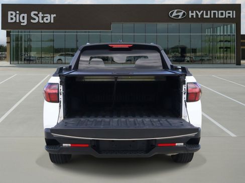 Certified 2025 Hyundai Santa Cruz SEL FWD image 8