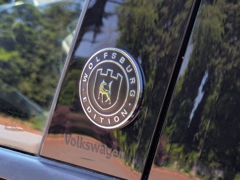 Used 2024 Volkswagen Tiguan Wolfsburg Edition AWD/4WD image 4