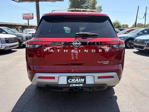 Used 2025 Nissan Pathfinder Platinum w/ Cargo Package AWD/4WD image 6