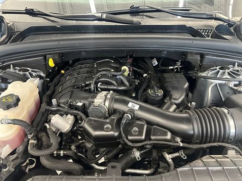 Used 2025 Jeep Grand Cherokee L Altitude AWD/4WD image 19