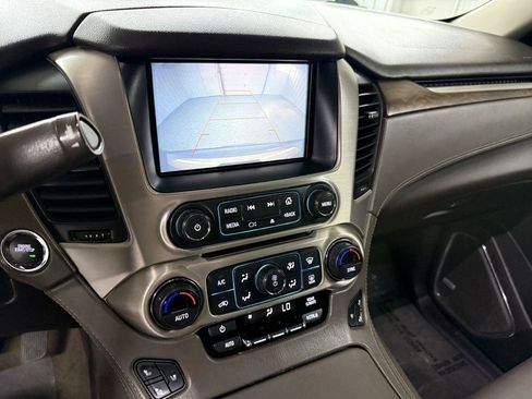 Used 2019 GMC Yukon XL Denali w/ Open Road Package AWD/4WD image 25