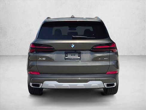 New 2026 BMW X5 xDrive40i w/ Premium Package AWD/4WD image 7