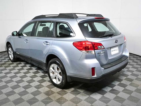 Used 2014 Subaru Outback 2.5i AWD/4WD image 25