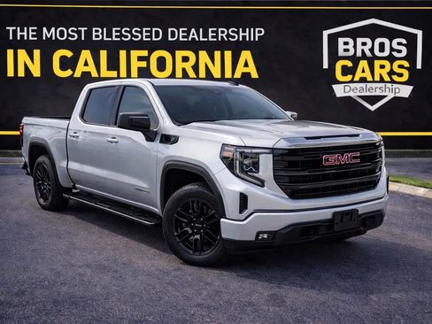 Used 2022 GMC Sierra 1500 Elevation image 1