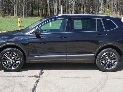 Used 2019 Volkswagen Tiguan SEL image 2