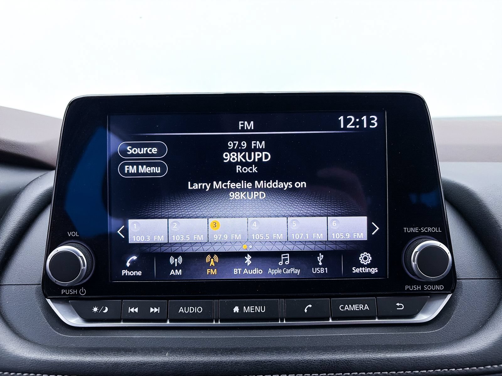 Used 2023 Nissan Rogue SV FWD image 19