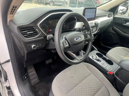 Used 2020 Ford Escape SE FWD image 26