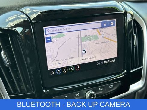 Used 2020 Chevrolet Traverse LT w/ LT Premium Package AWD/4WD image 4