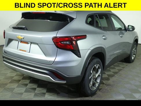 New 2026 Chevrolet Trax LT w/ Driver Confidence Package image 10