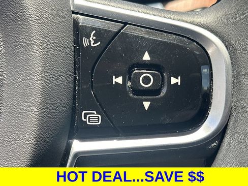 Used 2023 Volvo XC60 B5 Plus w/ Protection Package Premier AWD/4WD image 20
