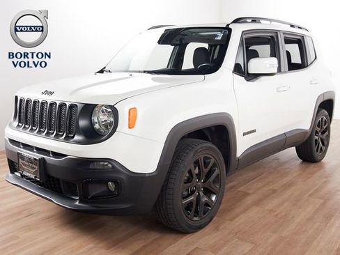 Used 2017 Jeep Renegade Altitude AWD/4WD image 1