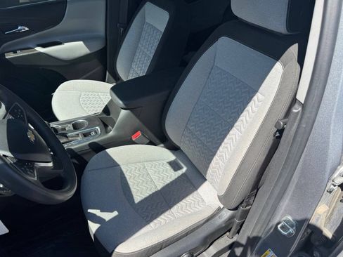 Used 2023 Chevrolet Equinox LS AWD/4WD image 10