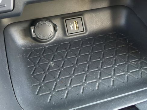 Used 2024 Toyota RAV4 LE image 5