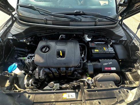 Used 2022 Kia Soul LX w/ Technology Package image 17