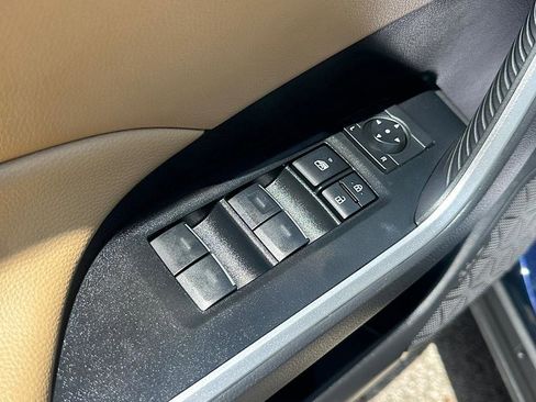 Certified 2025 Toyota RAV4 XLE w/ Convenience Package AWD/4WD image 15