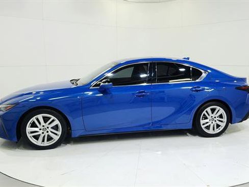 Used 2023 Lexus IS 300 w/ Comfort Package image 5