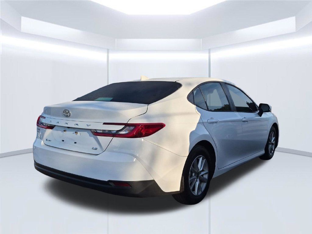 Used 2025 Toyota Camry LE FWD image 3