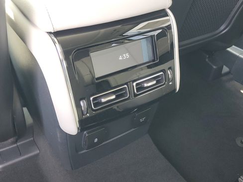 New 2026 Lincoln Aviator AWD image 25