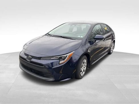 Used 2024 Toyota Corolla LE image 1