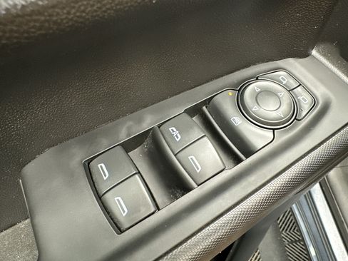 Certified 2022 Chevrolet Silverado 1500 Custom w/ LPO, Dark Essentials Package AWD/4WD image 14