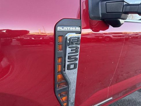Used 2024 Ford F350 Platinum w/ FX4 Off-Road Package image 10