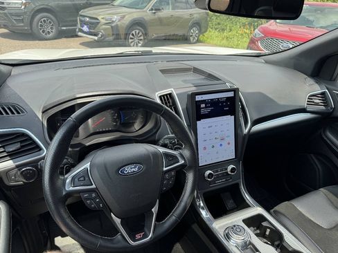 Certified 2022 Ford Edge ST w/ Equipment Group 401A AWD/4WD image 15