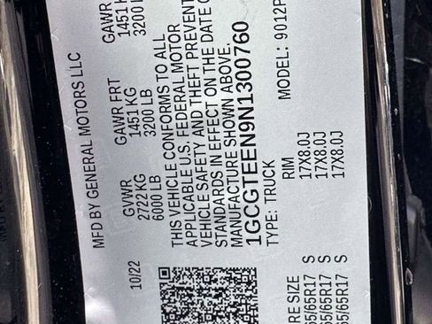 Used 2022 Chevrolet Colorado ZR2 w/ ZR2 Midnight Special Edition image 32