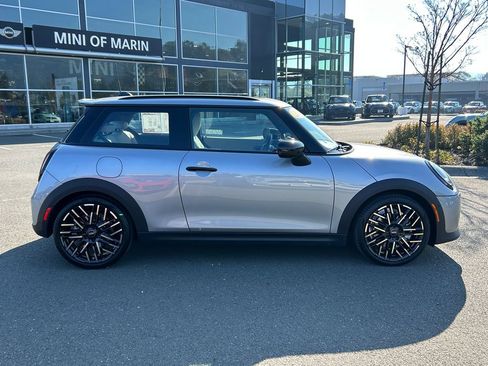 Used 2025 MINI Cooper S image 6