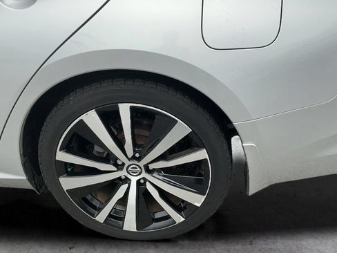 Used 2020 Nissan Altima 2.5 SR FWD image 19