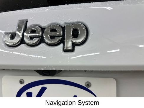 Used 2021 Jeep Grand Cherokee Limited AWD/4WD image 18