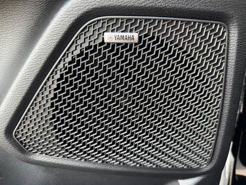 New 2026 Mitsubishi Outlander ES image 25